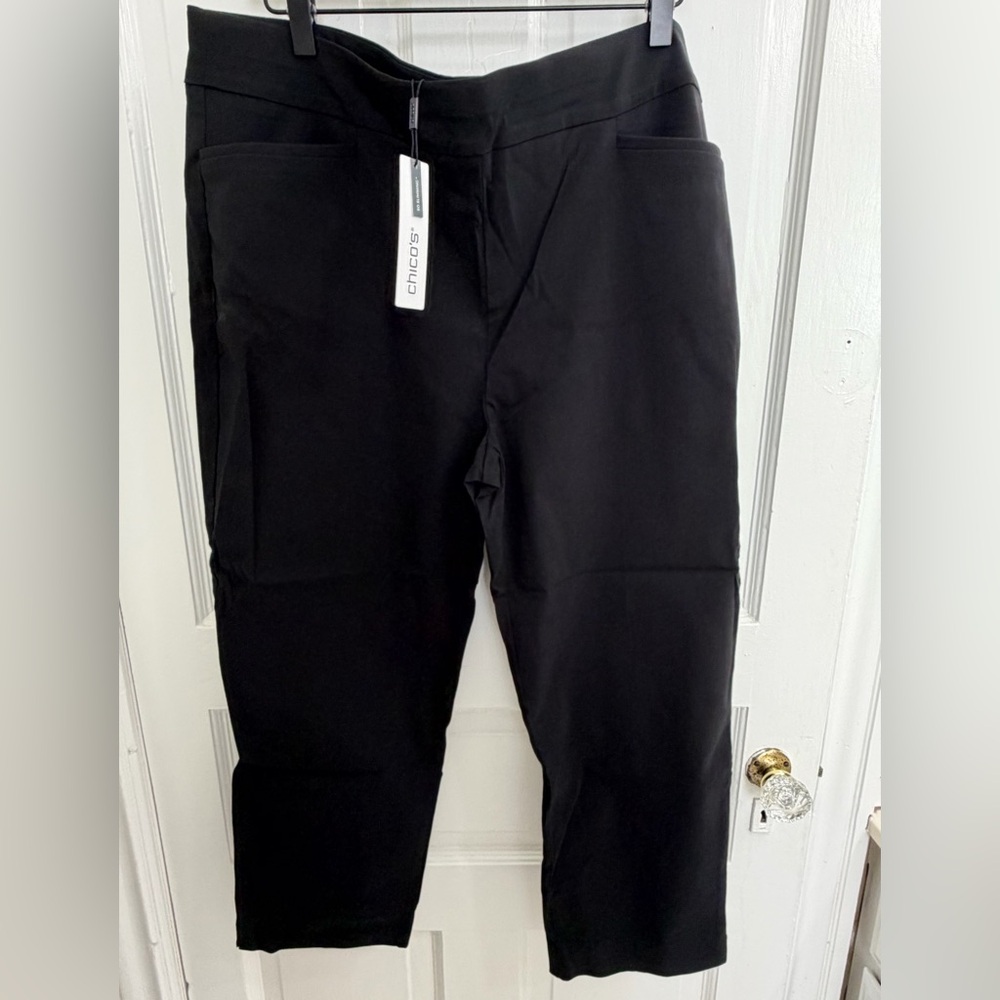 Chico's Brigitte Slimming Crop Size 2.5